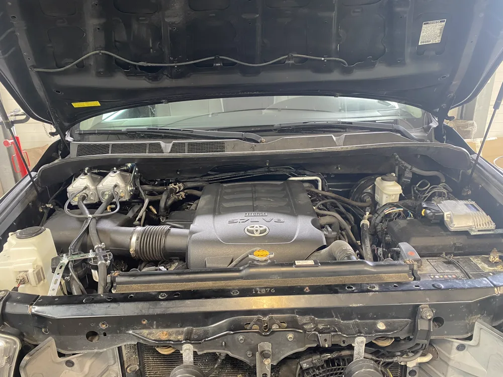 Montaż instalacji LPG - Toyota Sequoia 5.7 V8